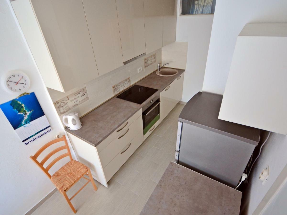 Apartment Maria Omis